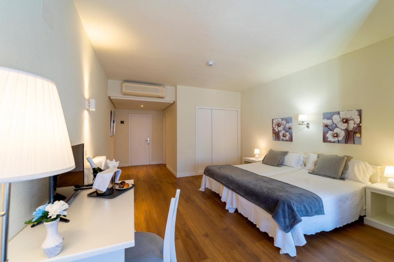 Hotel La Mota By Punta25 Hotels Group Медина дел Кампо Экстерьер фото